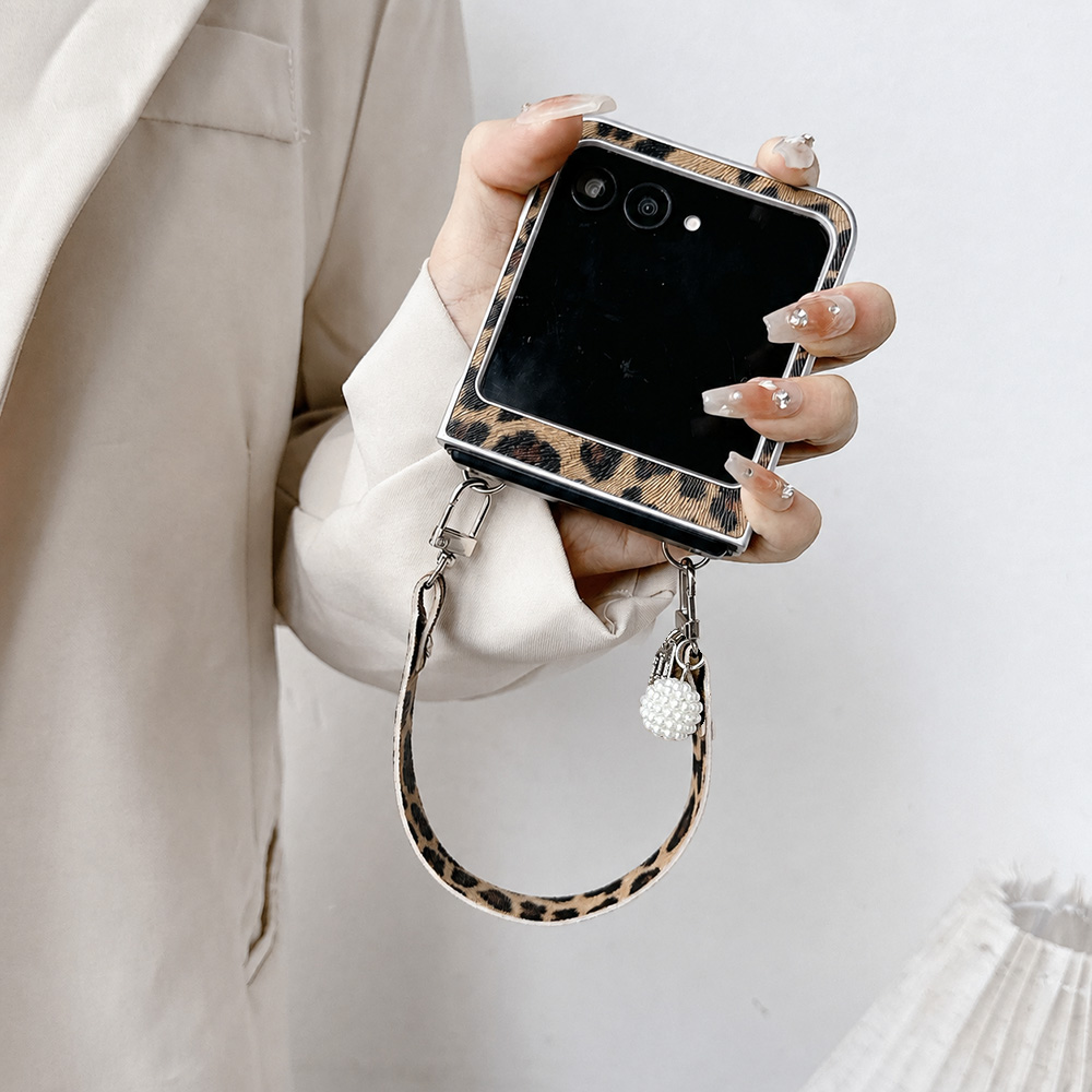 ヒョウ柄折りたたみフリップ電話ケース Motorola Ra - Tablet Accessories Aesthetic のレビューと価格